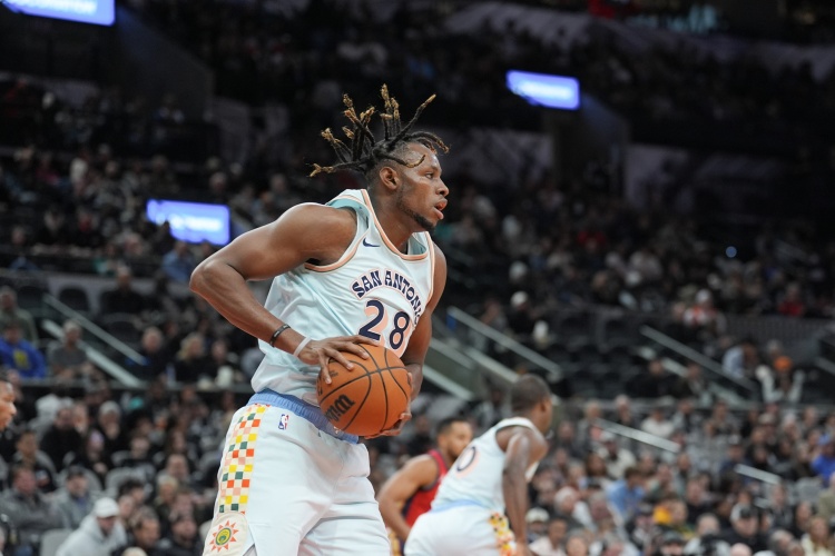 經紀人：貝西與貝爾格萊德游擊談判 其他歐洲俱樂部也對他感興趣