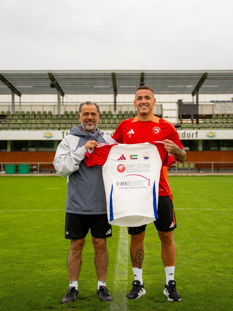 官方：阿聯酋球隊沙迦簽下前國米、巴薩前鋒馬納伊