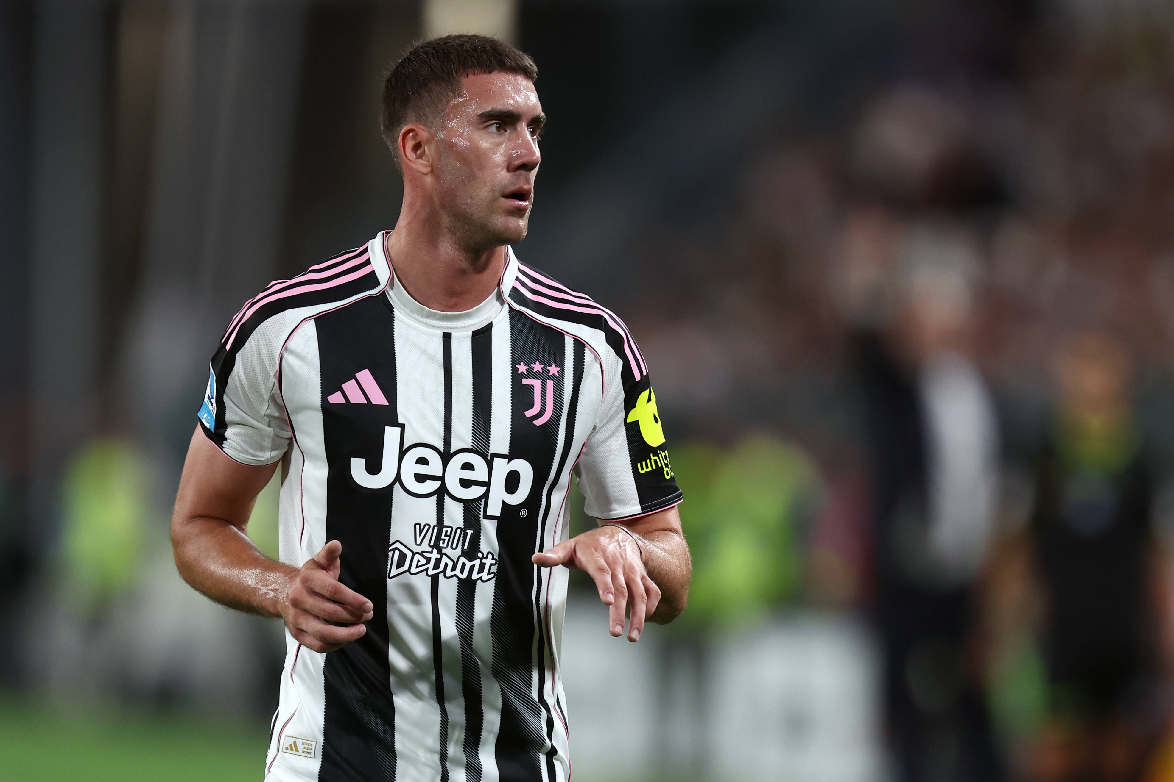 跟隊記者：DV9今夏只想去巴薩或夢寐以求的皇馬，最多還有拜仁