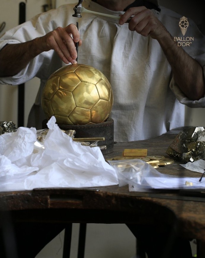 還剩兩天花落誰家??金球獎官方曬海報預(yù)熱頒獎儀式