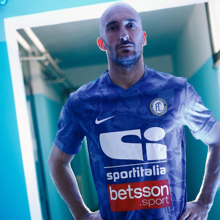 官方：國米舊將卡爾迪羅拉免簽加盟意丁球隊卡拉特斯