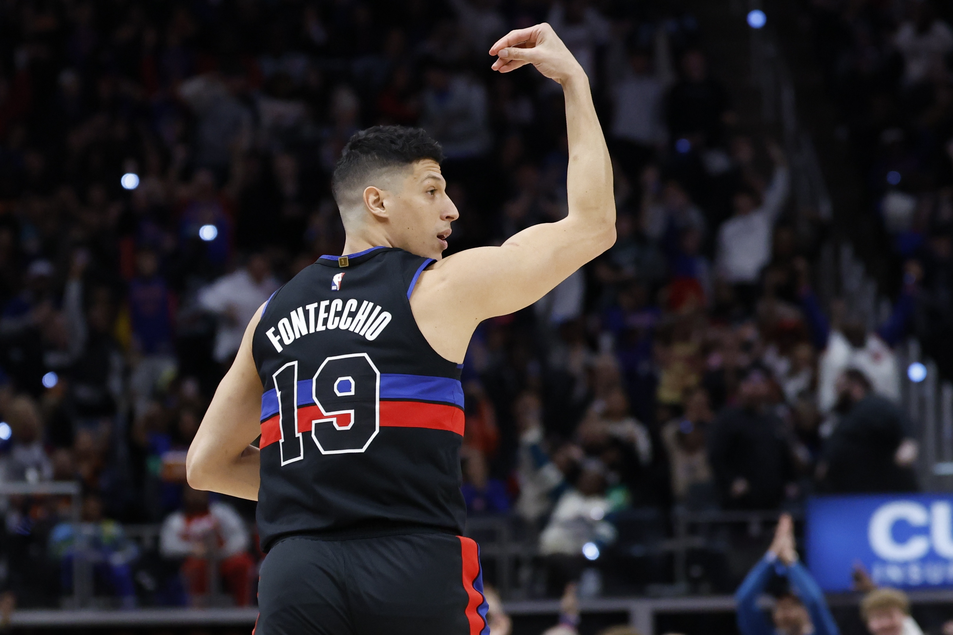 斯波：豐泰基奧防守對抗性很強 現在還需要兼顧防守紀律性