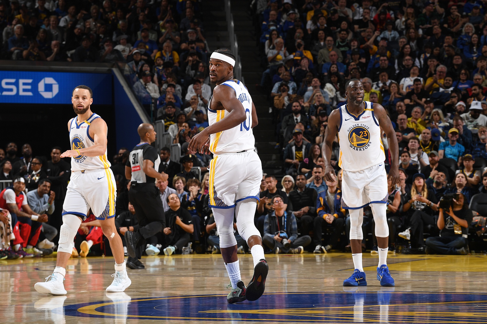 科爾：巴特勒腳踝輕微扭傷 季前賽首戰庫追巴預計每人打15分鐘