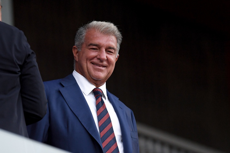 拉波爾塔：巴薩仍渴望贏得歐冠冠軍，我們的球員永遠不會放棄