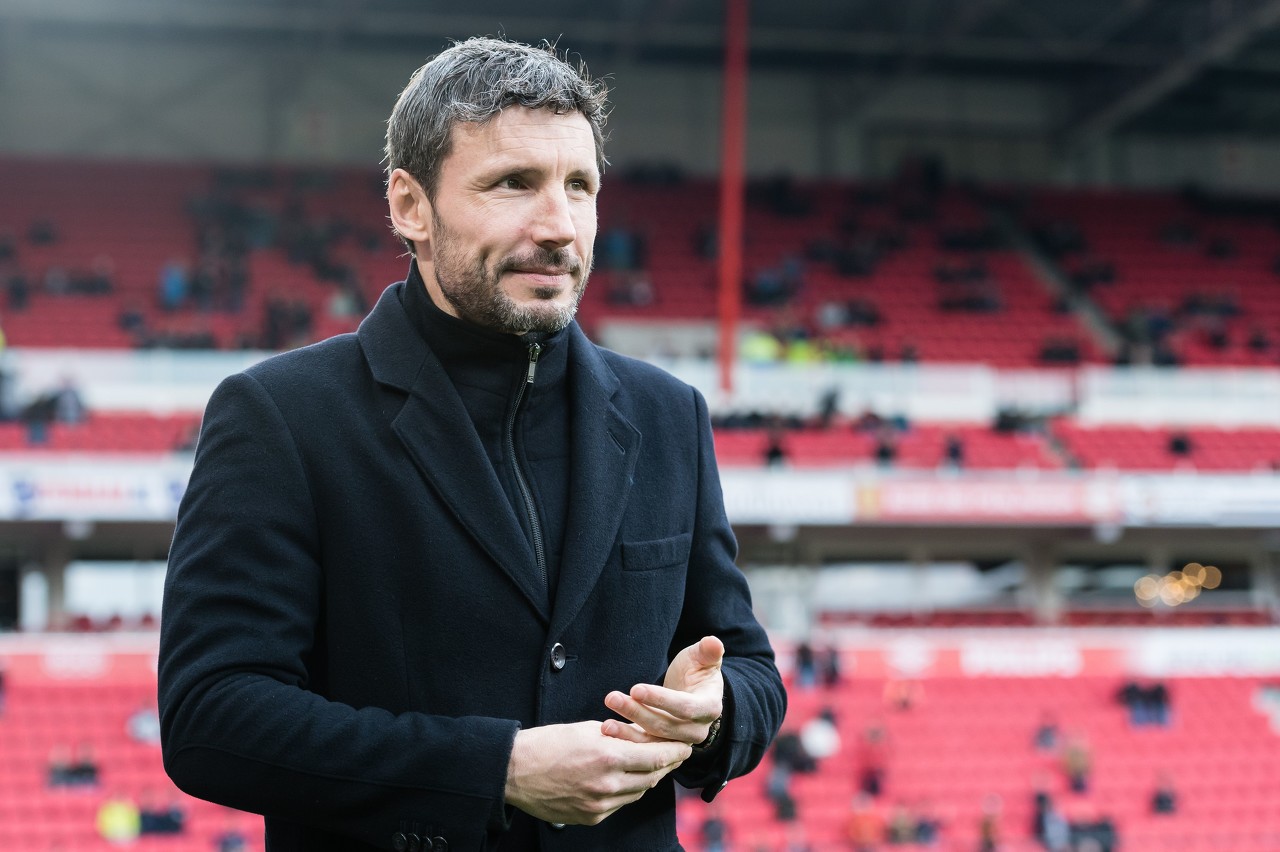 記者：范博梅爾有意執教格拉斯哥流浪者，雙方今夏曾有過接洽