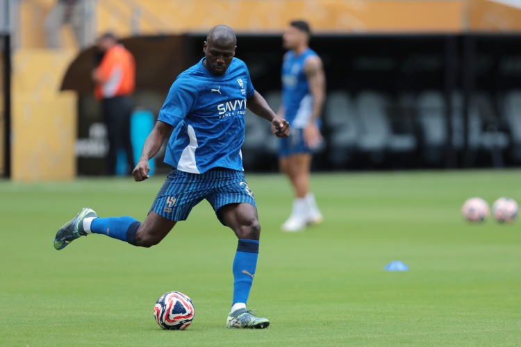 羅馬諾：庫利巴利合同明夏到期，利雅得新月希望和球員降薪續約