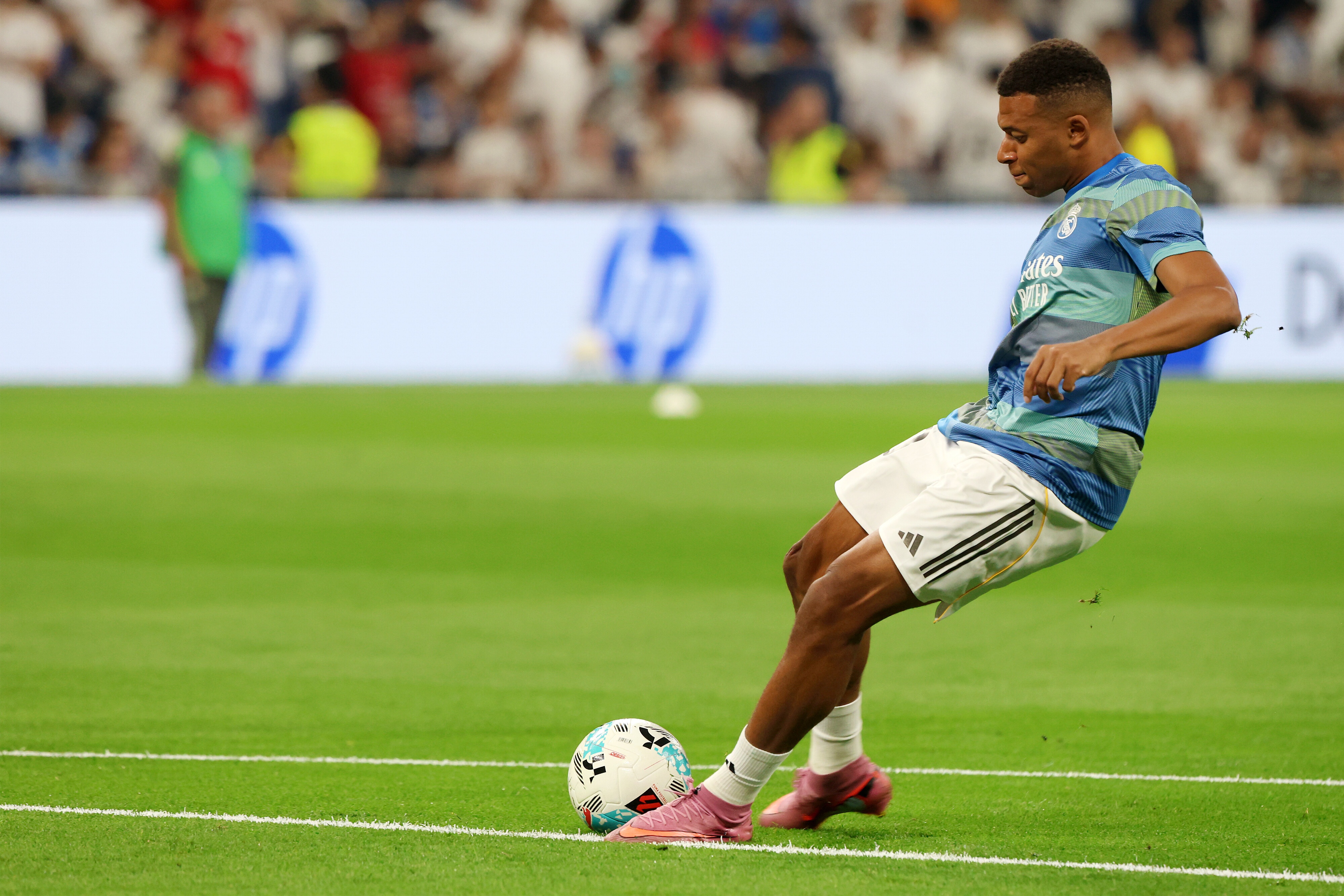 隊報：姆巴佩和科納特均有傷在身，報到后將接受法國隊隊醫的評估